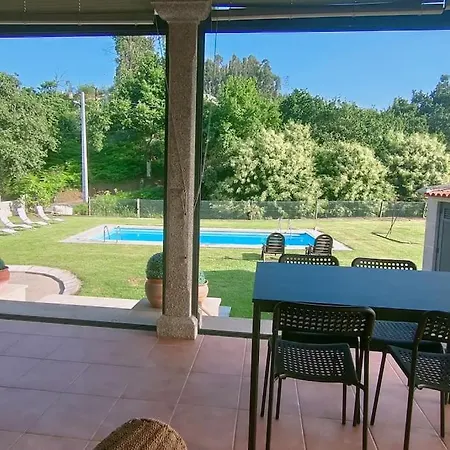 Gran Casa Pareada Con Piscina En Vigo. Playa: 9min ホテル ヴィーゴ